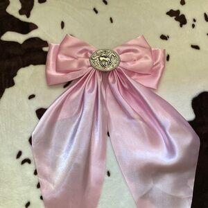 Horse Buckle Bow 🐎